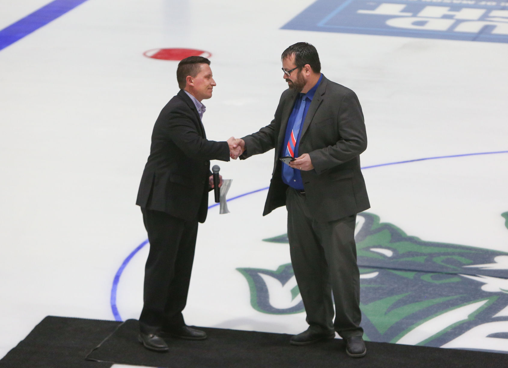 Ribbon-cutting at arena 1
